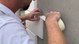 Ränder der Bossensteine mit Kreppband abkleben Ränder der Bossensteine mit Kreppband abkleben